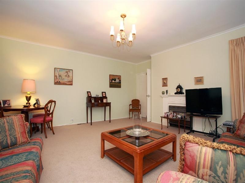 4 Alburnum Crescent, Templestowe Lower VIC 3107