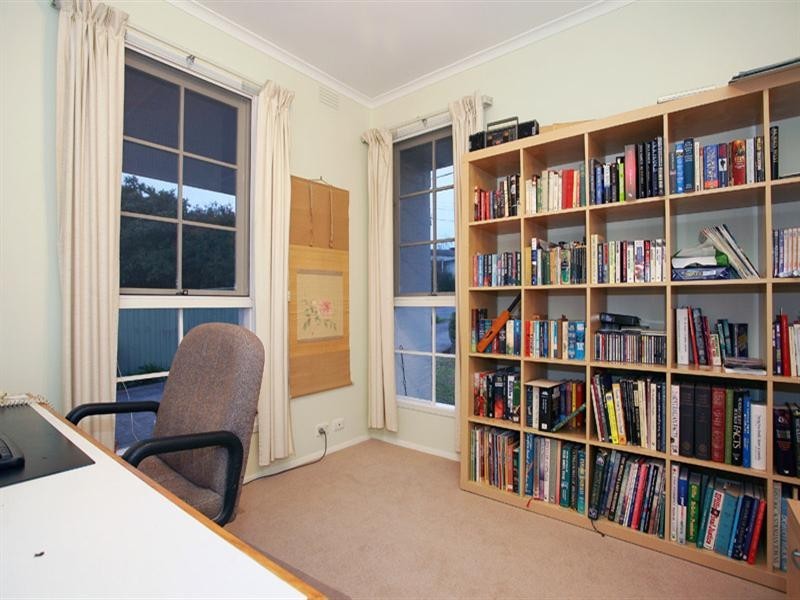 4 Alburnum Crescent, Templestowe Lower VIC 3107