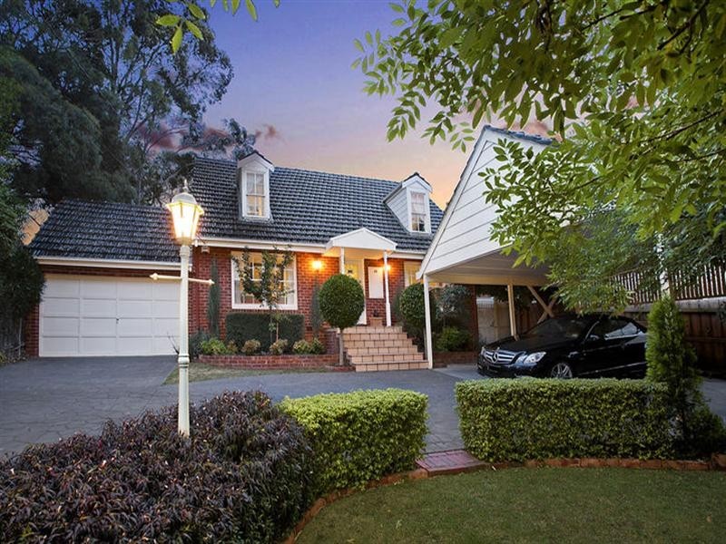 32 Caringal Avenue, Doncaster VIC 3108