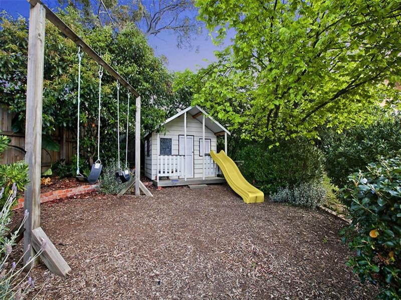 32 Caringal Avenue, Doncaster VIC 3108