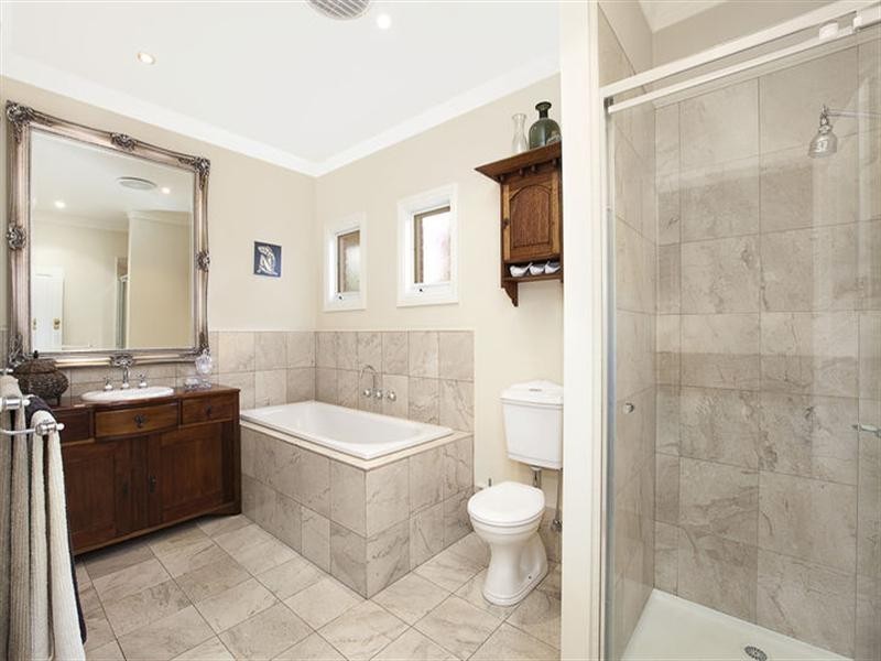 32 Caringal Avenue, Doncaster VIC 3108