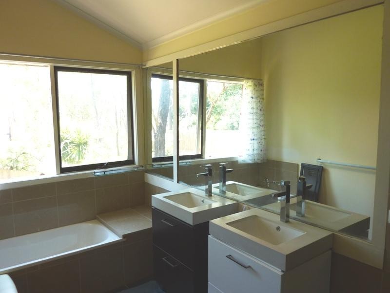 11 Nartanda Court, Doncaster East VIC 3109