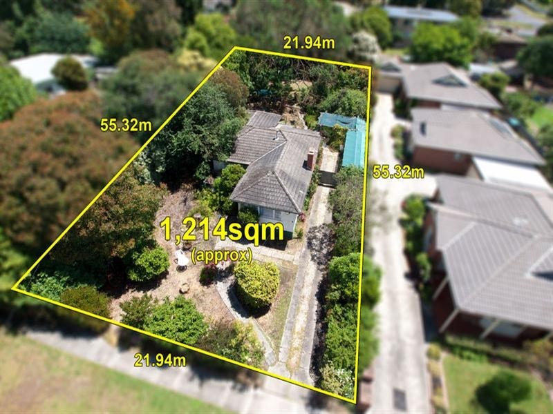 9 Norman Road, Croydon VIC 3136