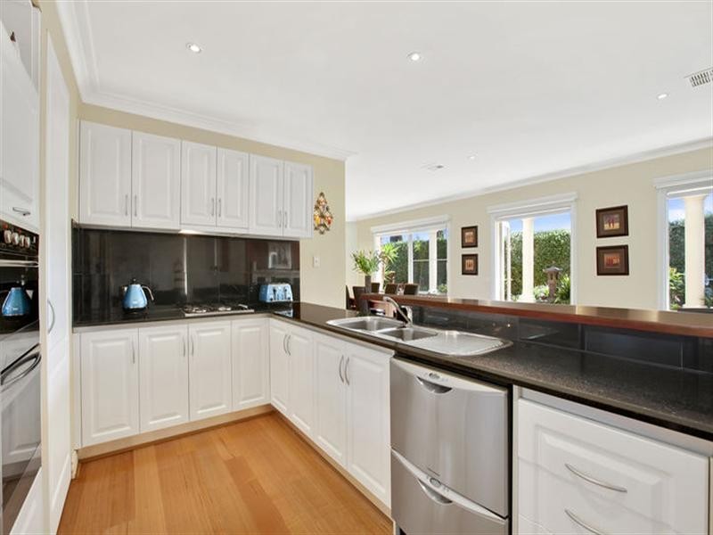 4 Timms Place, Doncaster East VIC 3109