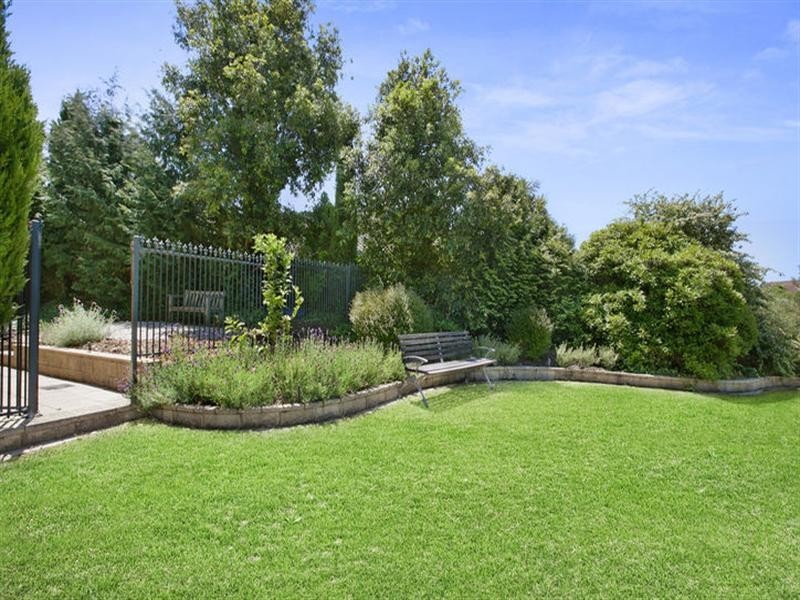 4 Timms Place, Doncaster East VIC 3109