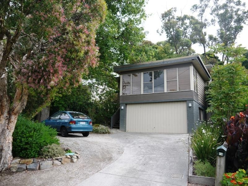 14 The Avenue, Ferntree Gully VIC 3156