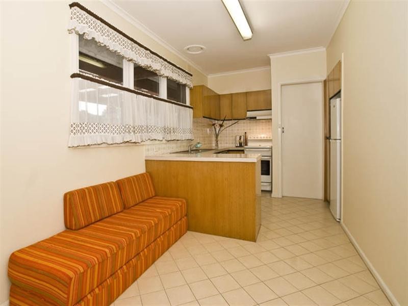 10 Glenda Avenue, Doncaster VIC 3108