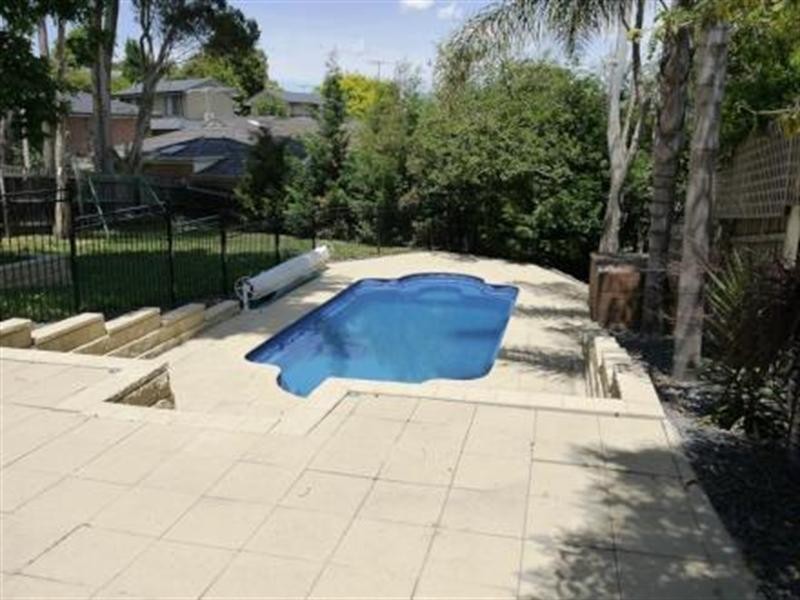 42 Atkinson Street, Templestowe VIC 3106