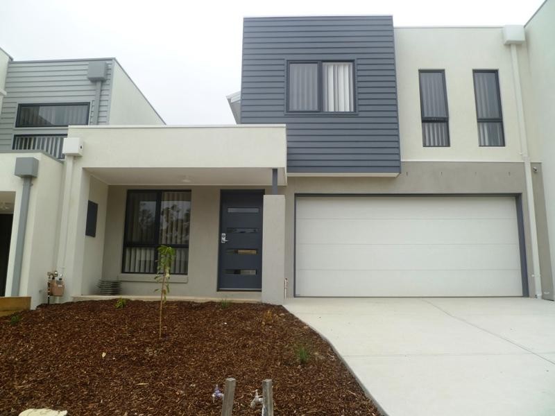 34 Evans Drive, Croydon VIC 3136