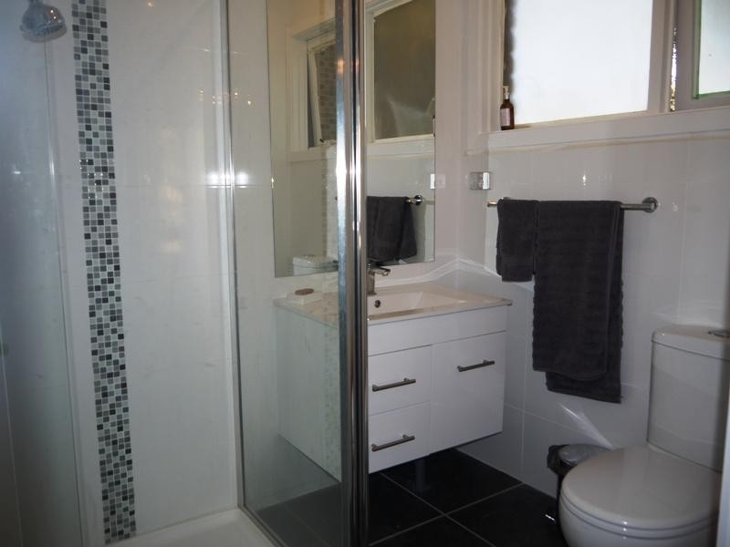 14 Long Valley Way, Doncaster East VIC 3109