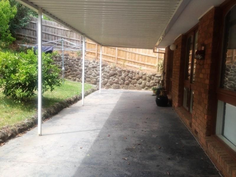 14 Long Valley Way, Doncaster East VIC 3109