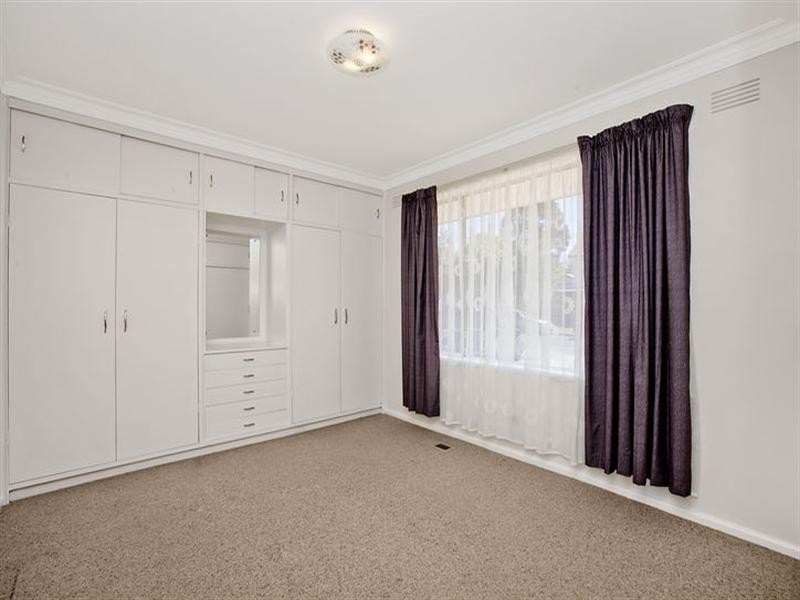 22 Arawata Drive, Doncaster East VIC 3109