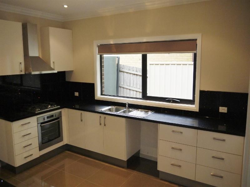 33A Blackburn Road, Doncaster East VIC 3109