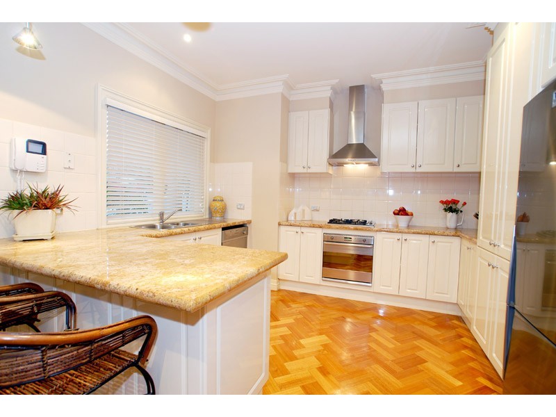 7/8 Innisfallen Avenue, Templestowe VIC 3106