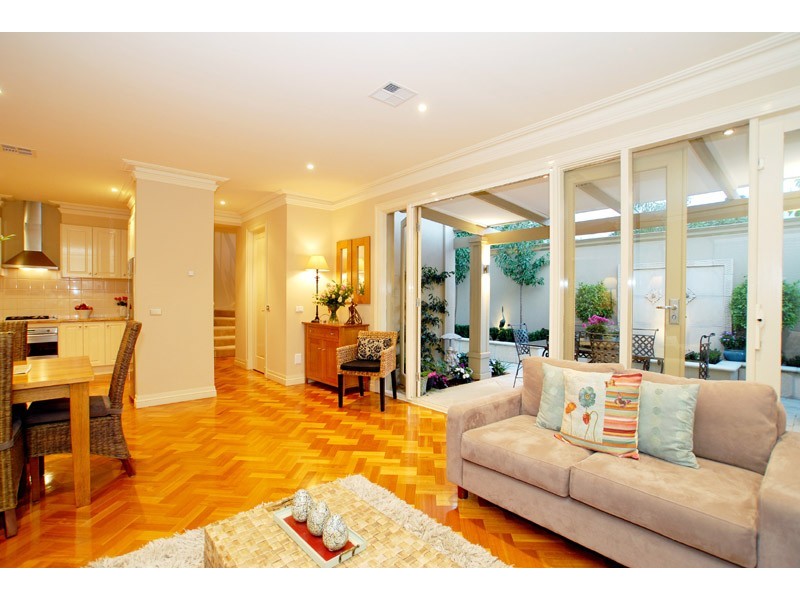 7/8 Innisfallen Avenue, Templestowe VIC 3106