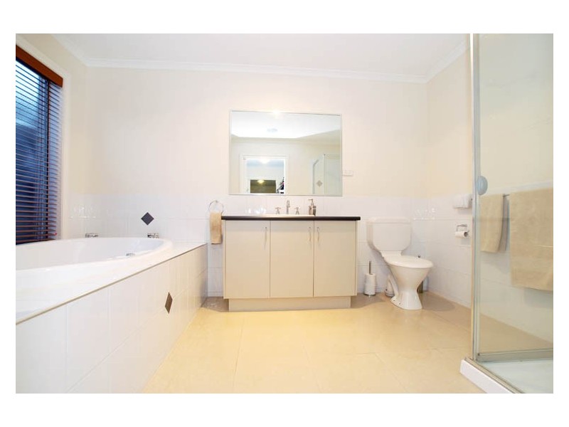 55 Baker Road, Bayswater North VIC 3153