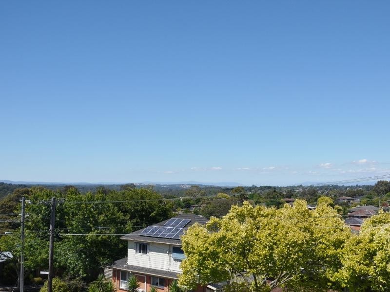 55 Chatsworth Quadrant, Templestowe Lower VIC 3107