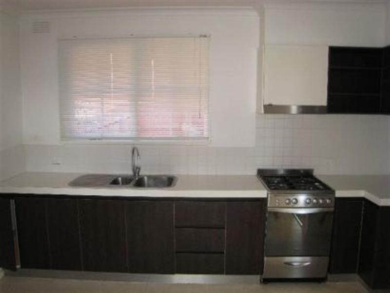 2/51 Rochester Road, Canterbury VIC 3126