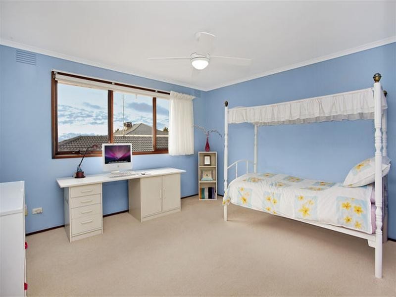 16 Glen Orchard Close, Templestowe VIC 3106