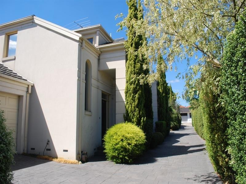 3/14 May Street, Doncaster East VIC 3109