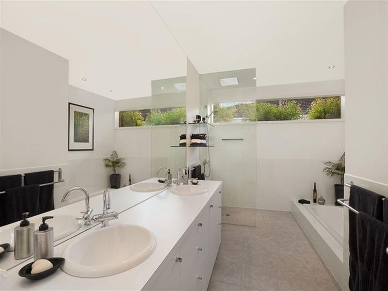 25 Clauscen Street, Templestowe Lower VIC 3107