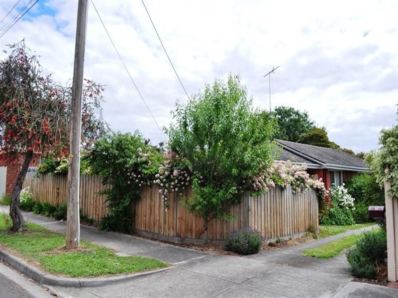 2 Tobruk Street, Bulleen VIC 3105