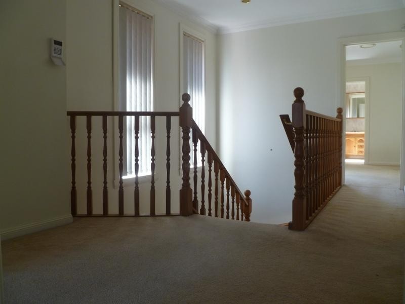 4/44 Grange Park Avenue, Doncaster VIC 3108