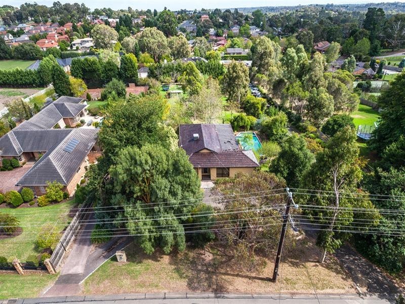 15 Chivers Road, Templestowe VIC 3106