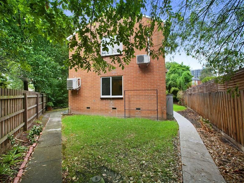 15/96 Severn Street, Box Hill North VIC 3129