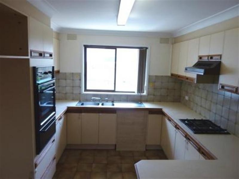 16 Underwood Drive, Donvale VIC 3111