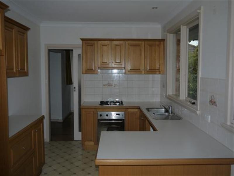 96 Shafer Road, Blackburn North VIC 3130