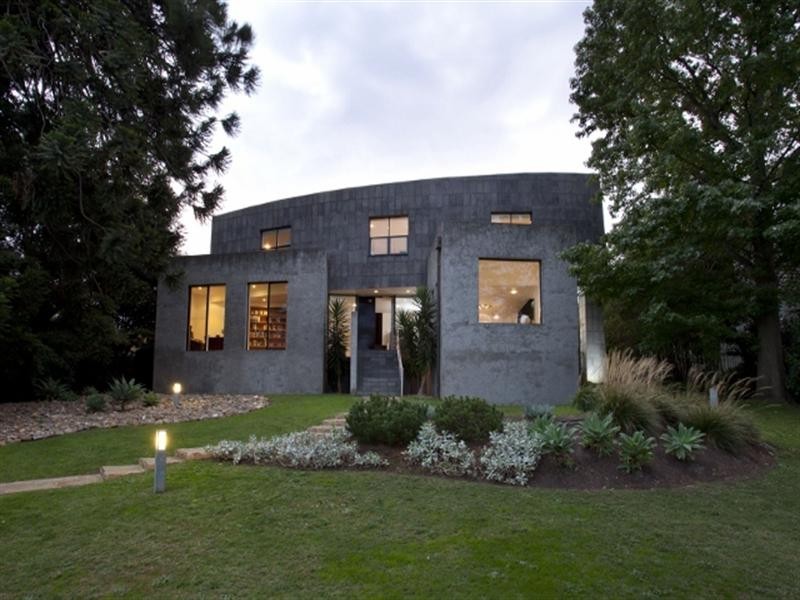 15 Outlook Drive, Eaglemont VIC 3084