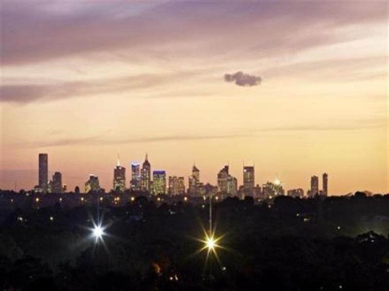 23 Robinson Grove, Bulleen VIC 3105