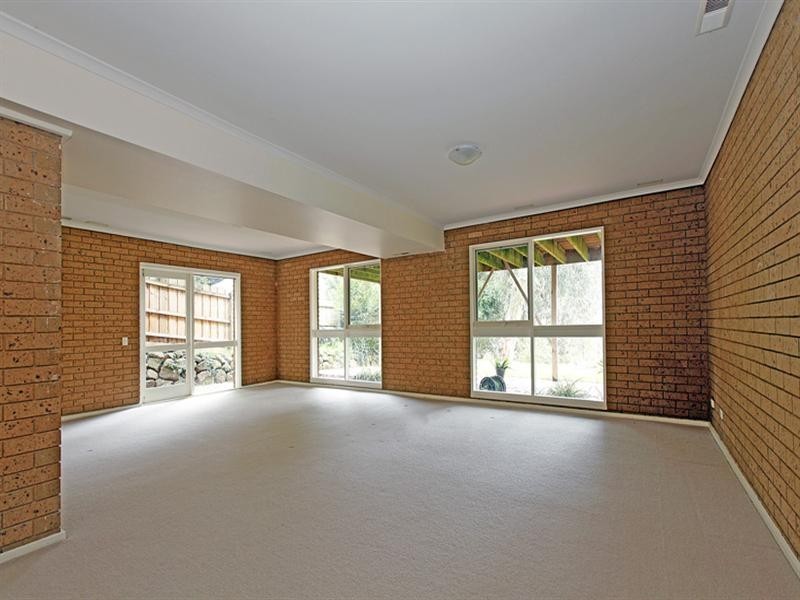 60 Dellfield Drive, Templestowe Lower VIC 3107