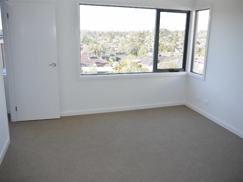 3/334 George Street, Doncaster VIC 3108