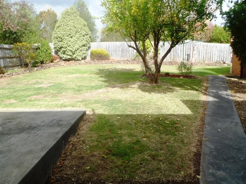 24 Mandella Street, Templestowe VIC 3106