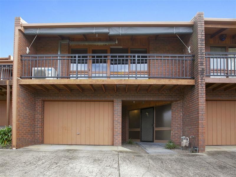 2/13 Kampman Street, Bulleen VIC 3105