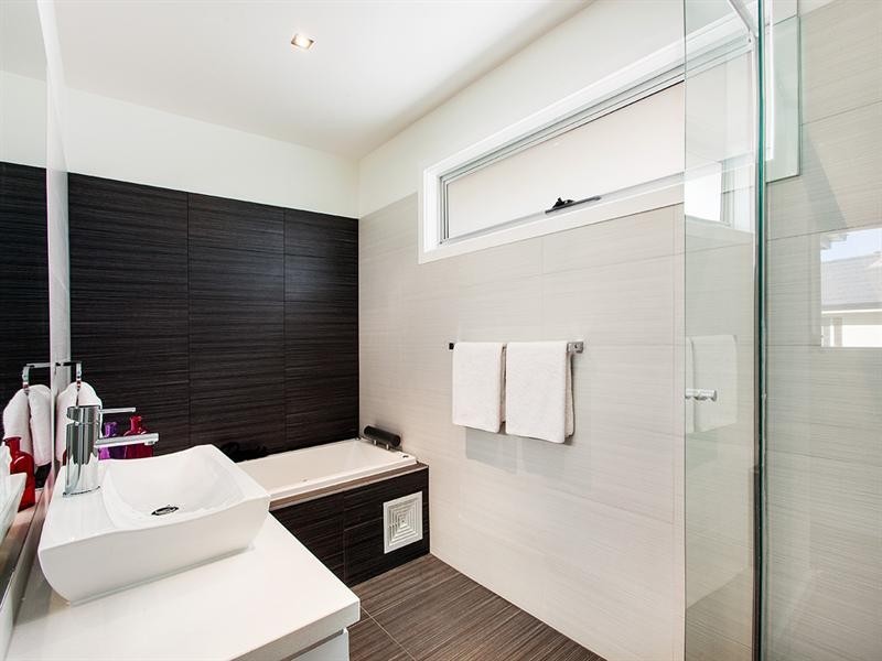 33A Bowen Road, Doncaster East VIC 3109