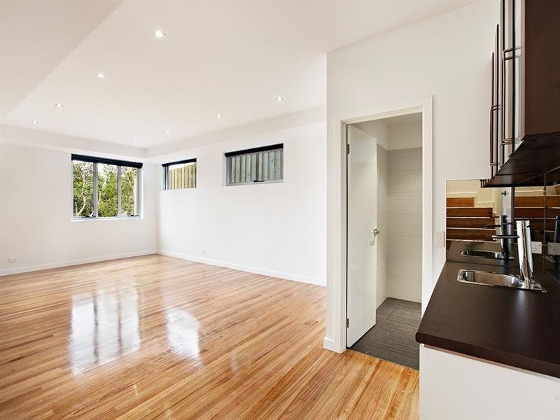 33A Bowen Road, Doncaster East VIC 3109