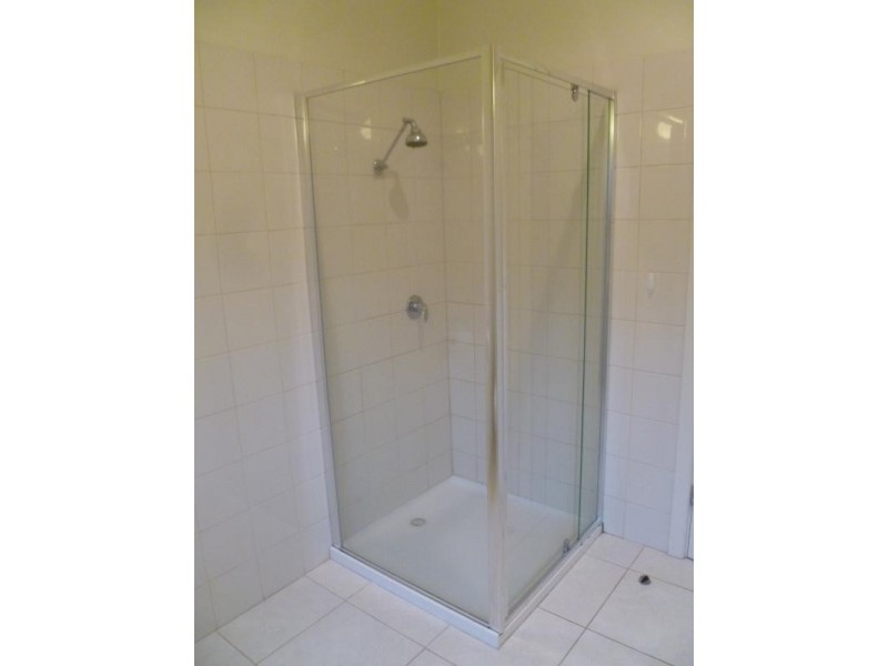 18 Edwin Street, Heidelberg Heights VIC 3081