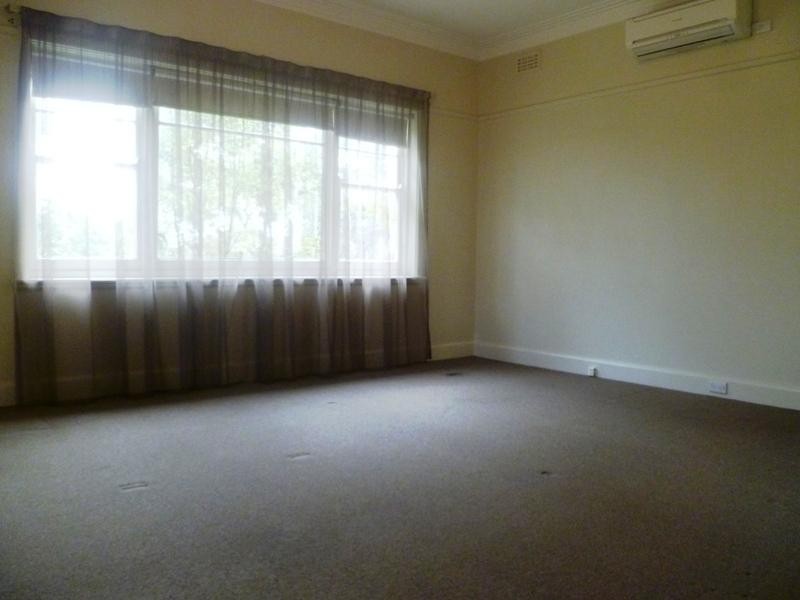 18 Edwin Street, Heidelberg Heights VIC 3081