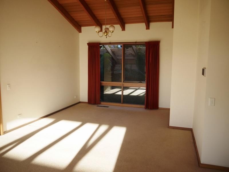 1 Ramsay Close, Doncaster East VIC 3109