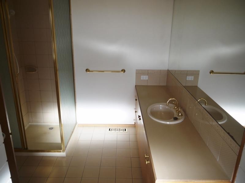 1 Ramsay Close, Doncaster East VIC 3109