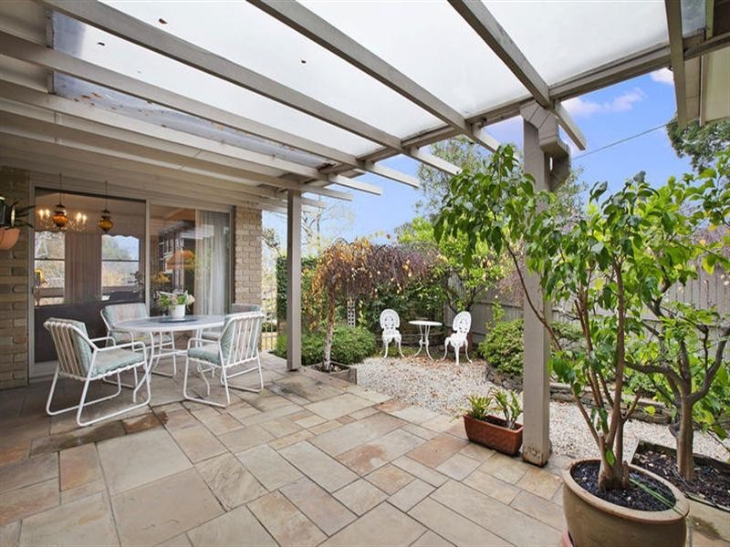 5 Alburnum Crescent, Templestowe Lower VIC 3107