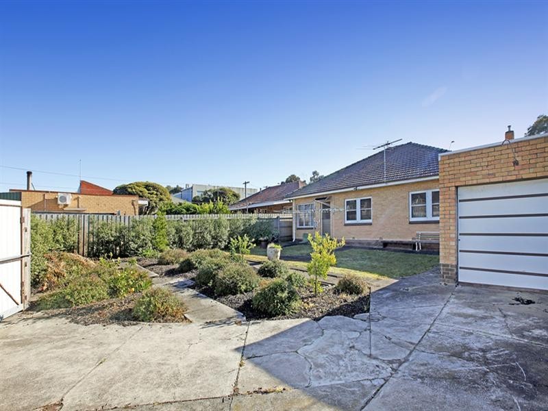 223 Broadway, Reservoir VIC 3073