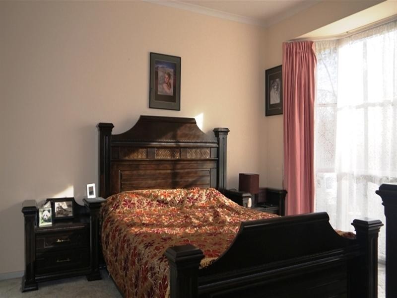 22 Cameron Road, Croydon VIC 3136