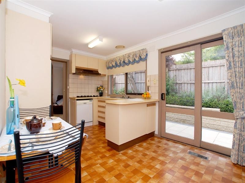 3/158-160 High Street, Doncaster VIC 3108