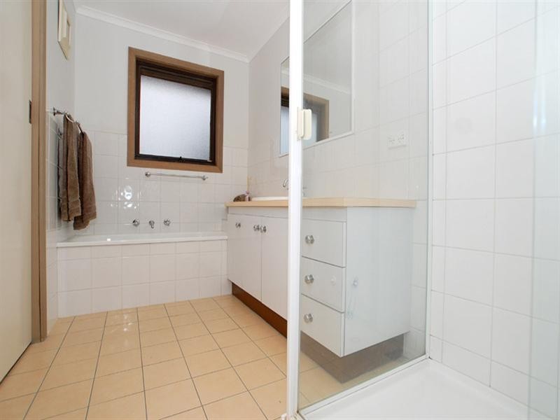 3/158-160 High Street, Doncaster VIC 3108