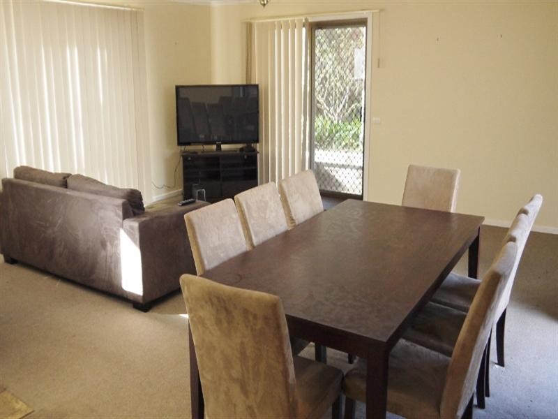 2/125 Pitt Street, Eltham VIC 3095