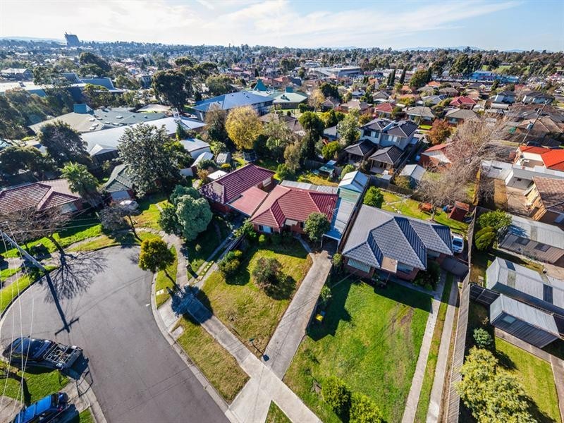 6 Kathleen Court, Bundoora VIC 3083